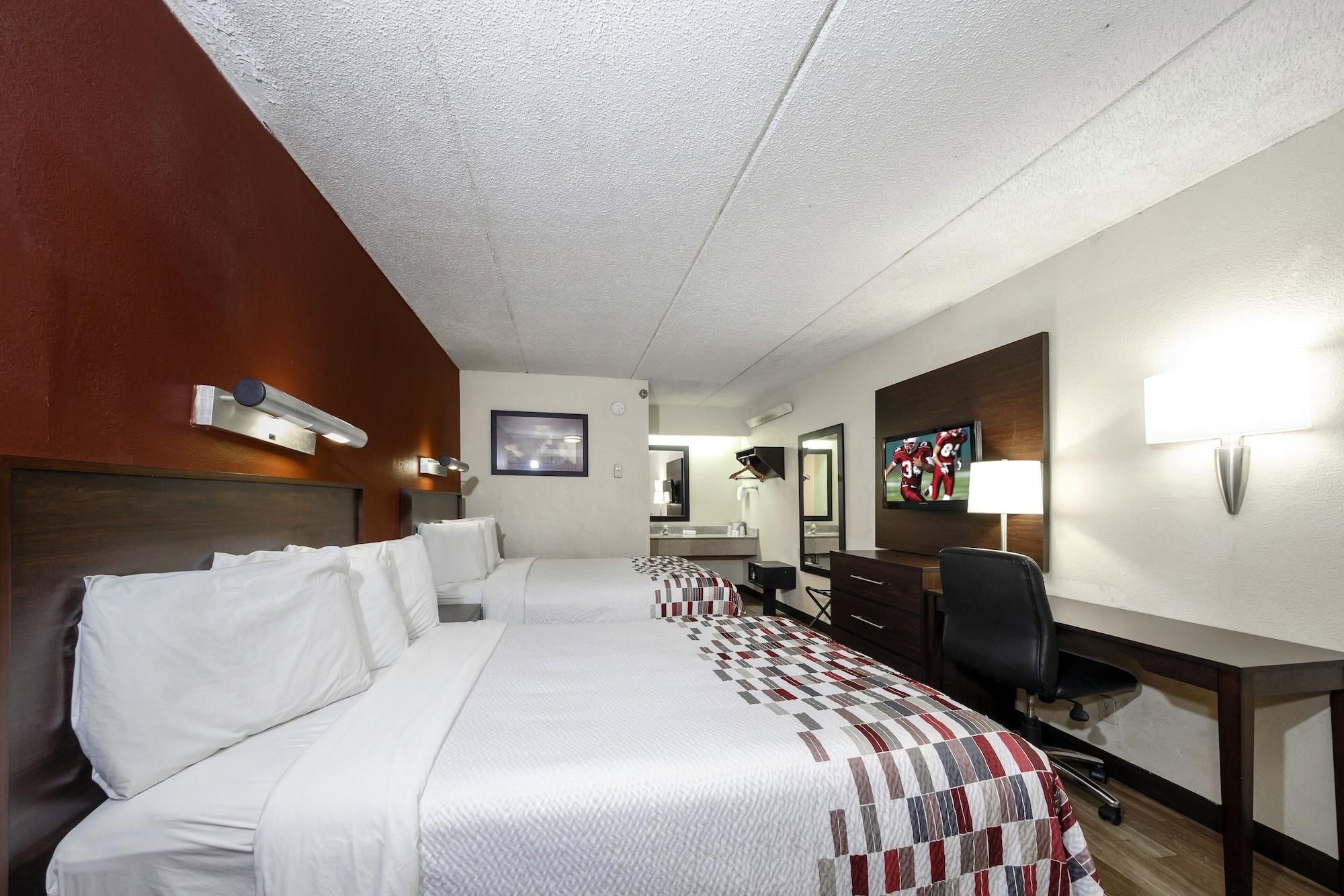 Red Roof Inn Tampa - Brandon מראה חיצוני תמונה