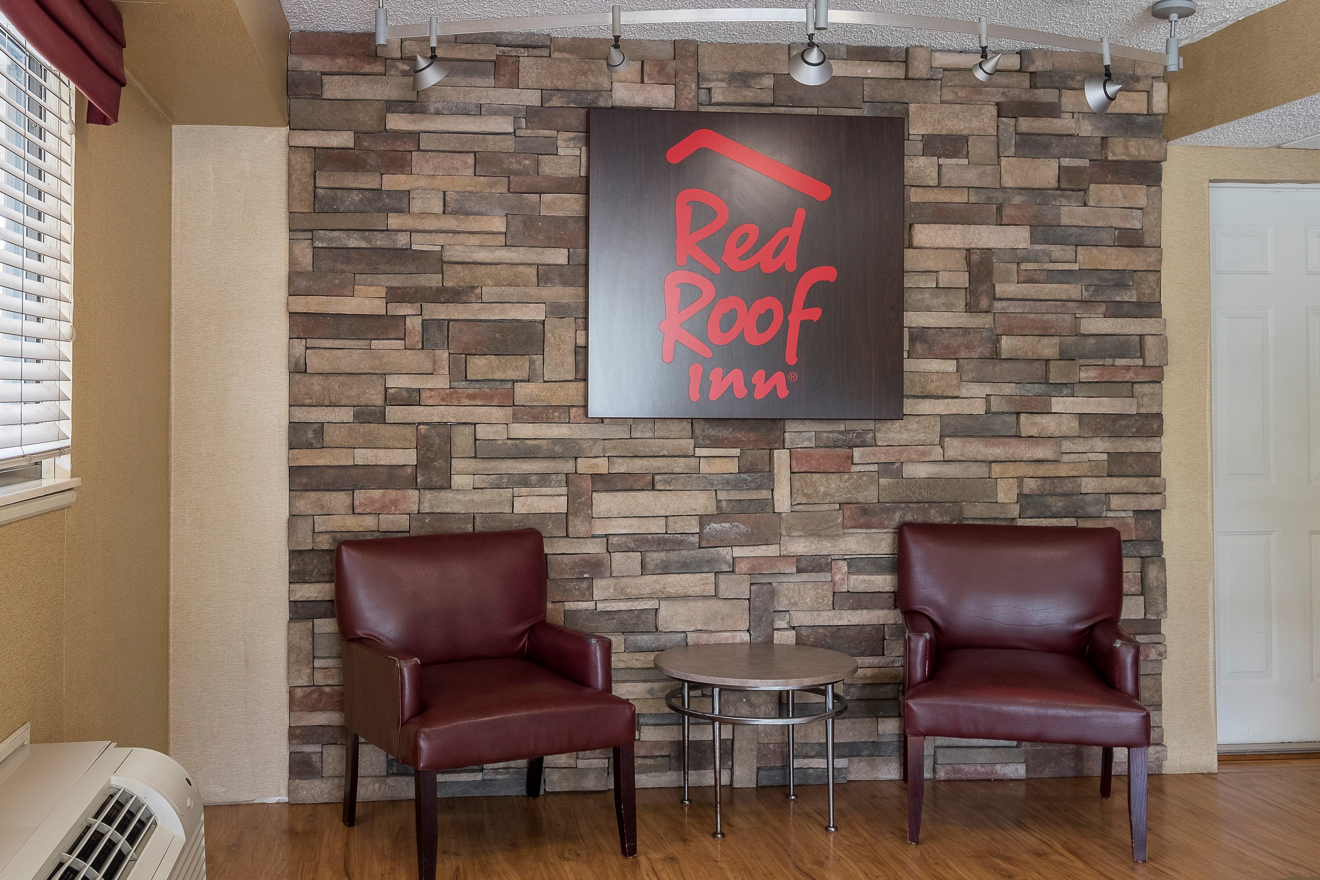 Red Roof Inn Tampa - Brandon מראה חיצוני תמונה