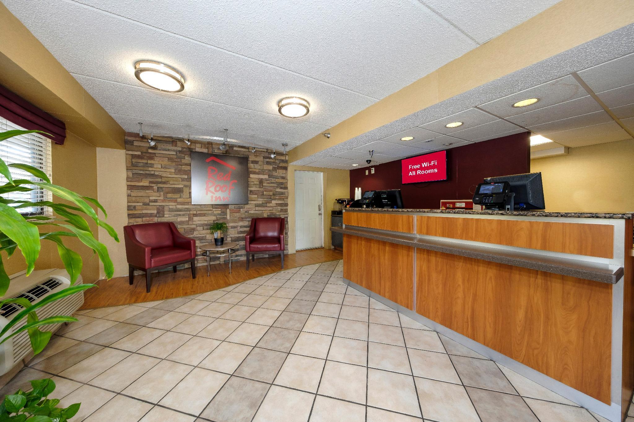 Red Roof Inn Tampa - Brandon מראה חיצוני תמונה
