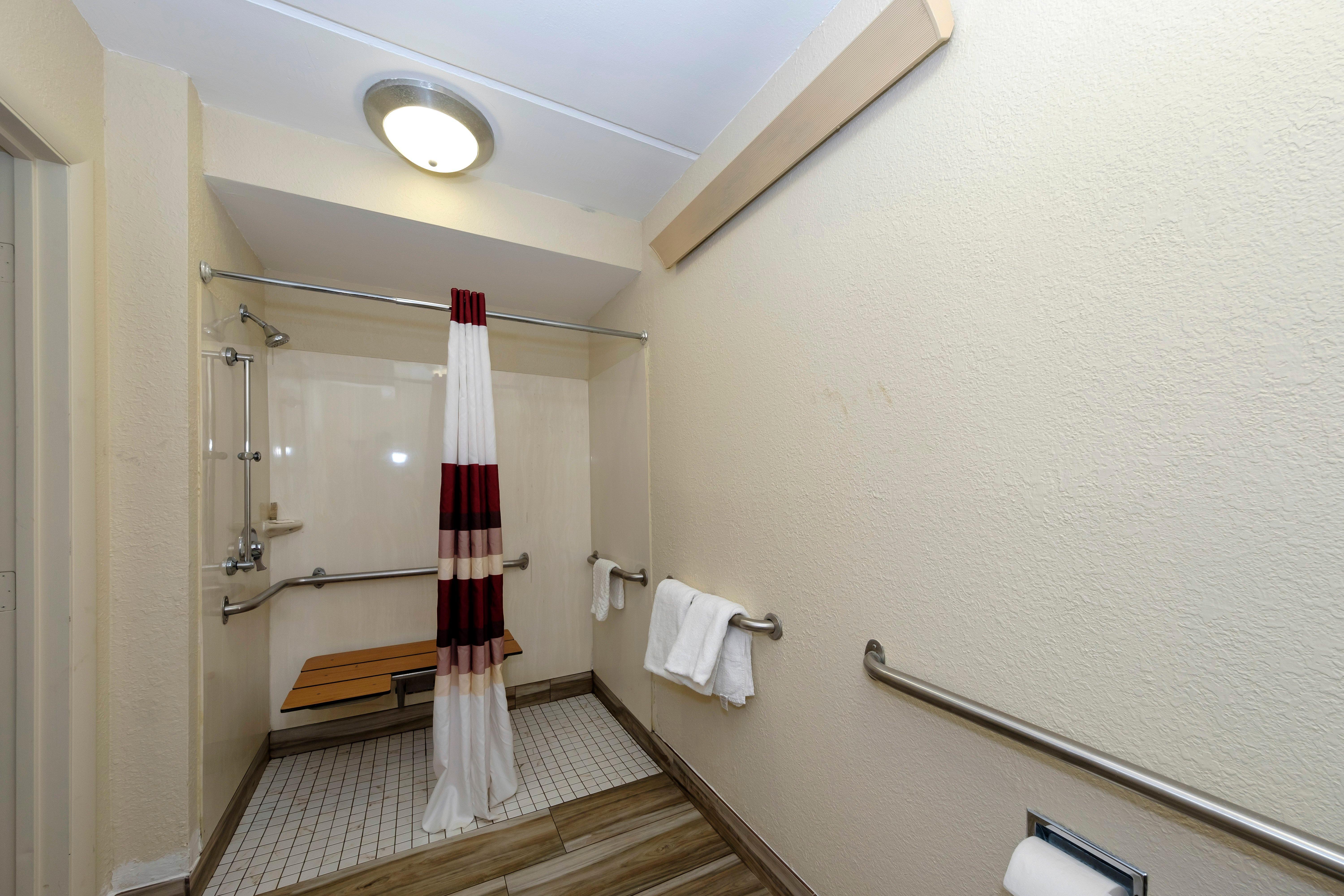 Red Roof Inn Tampa - Brandon מראה חיצוני תמונה