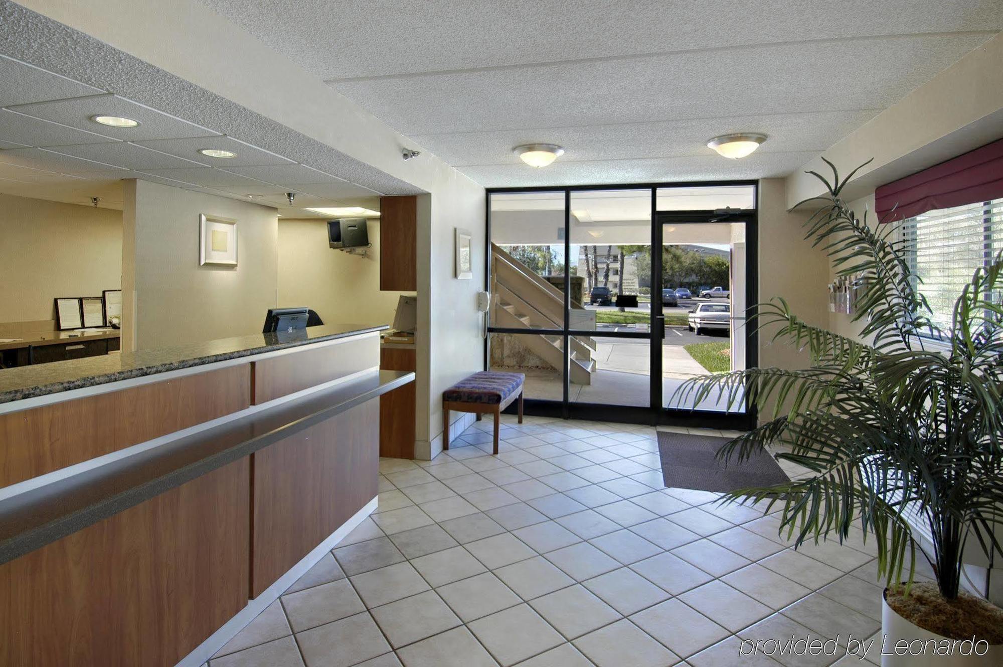 Red Roof Inn Tampa - Brandon מראה חיצוני תמונה